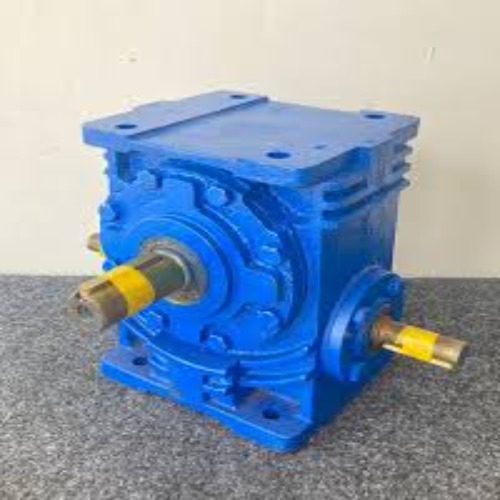 Nxu Gear Motor - Mild Steel, Blue, 50 Hz, 415 Volt, Ip55 | Air Cooling, Three Phase, Electric Start, 1-year Warranty