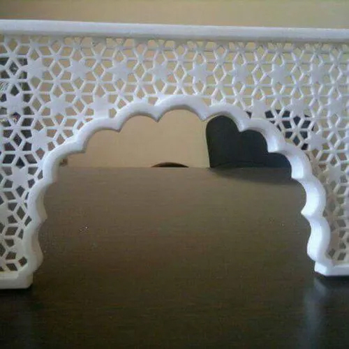 Marble Arch - Color: White