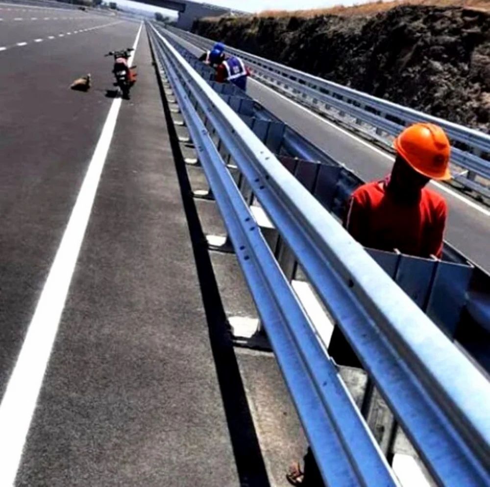 Single Side Double W Beam Crash Barrier - Color: Silver