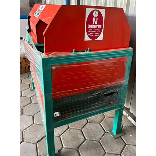 Automatic Copra Cutting Machine