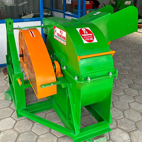 Hydralic Shredder Cum Pulverizer - Material: Mild Steel