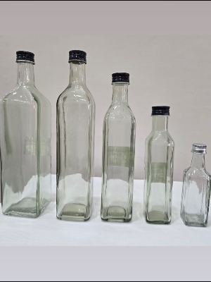 100Ml Square Glass Bottle - Color: Transparent
