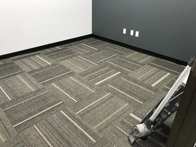 Printed Nylon Floor Carpet - Backing Material: Requirement Based