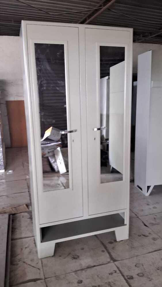 Hostel Almirah - Design: Attractive