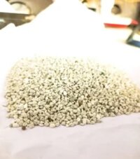 Bentonite White Cat Litter (Granules)