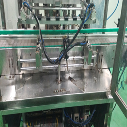 Semi Automatic Liquid Manual Hand Filling System - Air Consumption: Normal