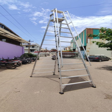R.K.S Aluminium Self Supporting Platform Ladder - Feature: Good Quality