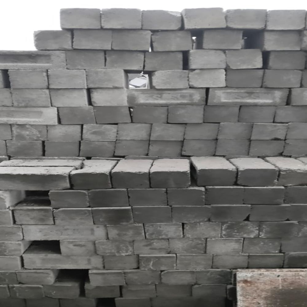Fly Bricks - Color: Brown