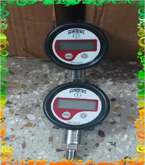 Digital Pressure Gauge Winters Instruments Canada MODEL DPG209R11 RANGE -1 To 25 bar