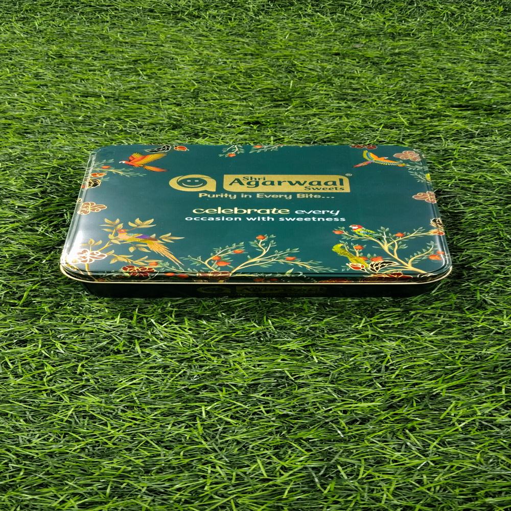 Sweet Printed Tin Container - Color: Multicolor