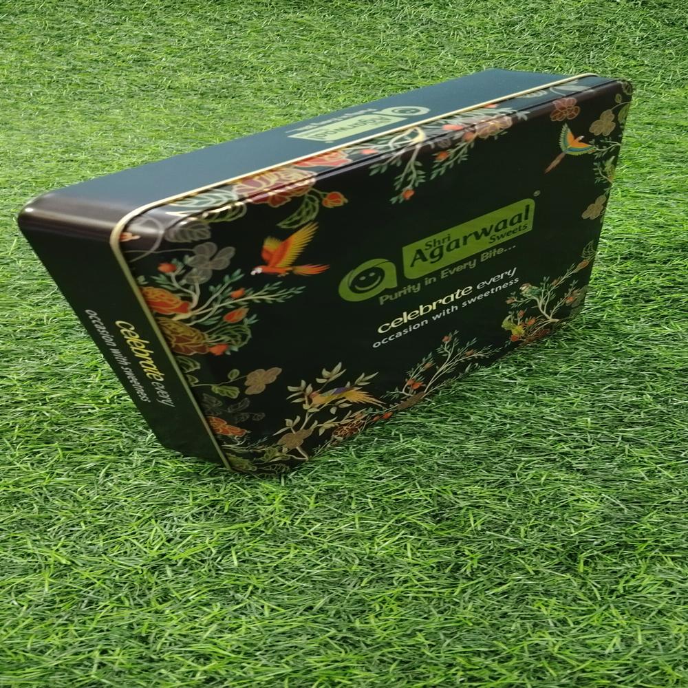 Sweet pack tin container