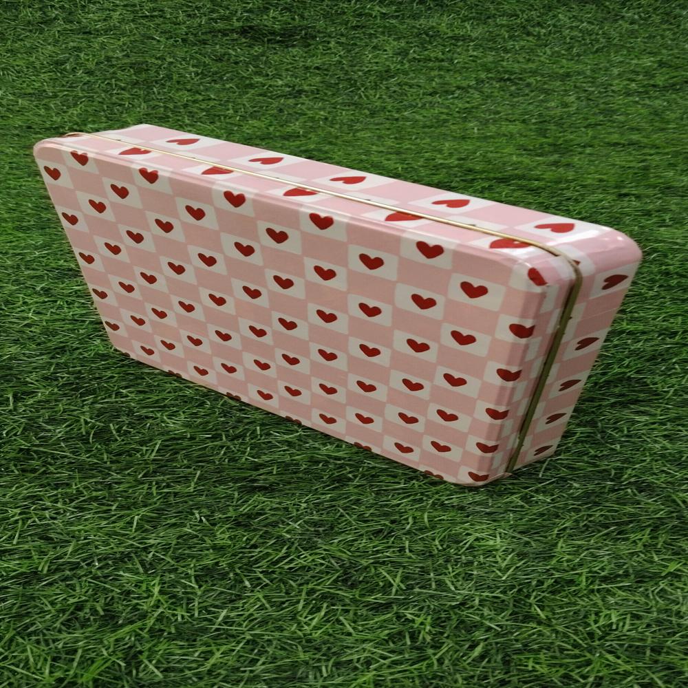 Heart Printed Tin - Color: Multicolor