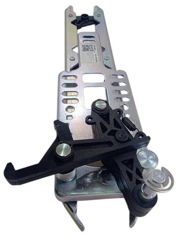 Csk Vf Old Model Elevator Right Coupler - Color: Silver
