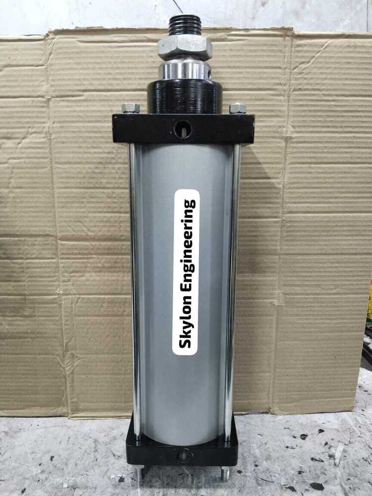 Pneumatic Cylinder - Material: Carbon Steel