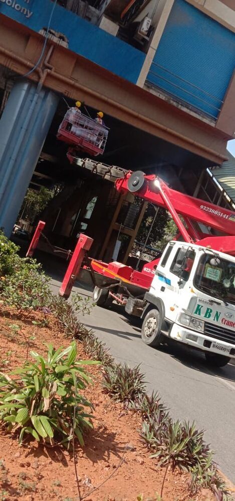 35m Truck Mounted Man Lift