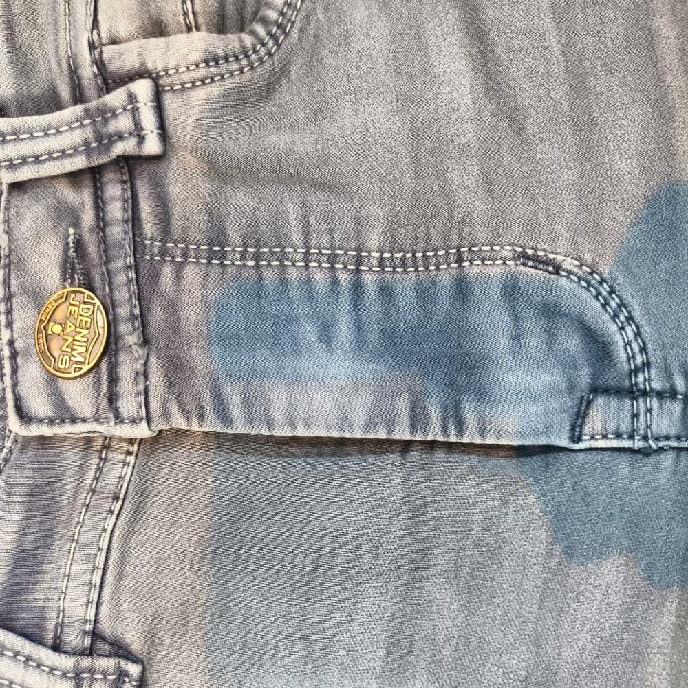 CHERRY JEANS