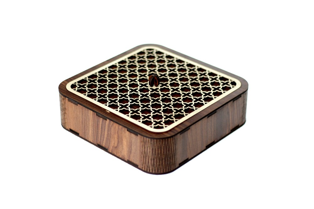 wooden dryfruit box