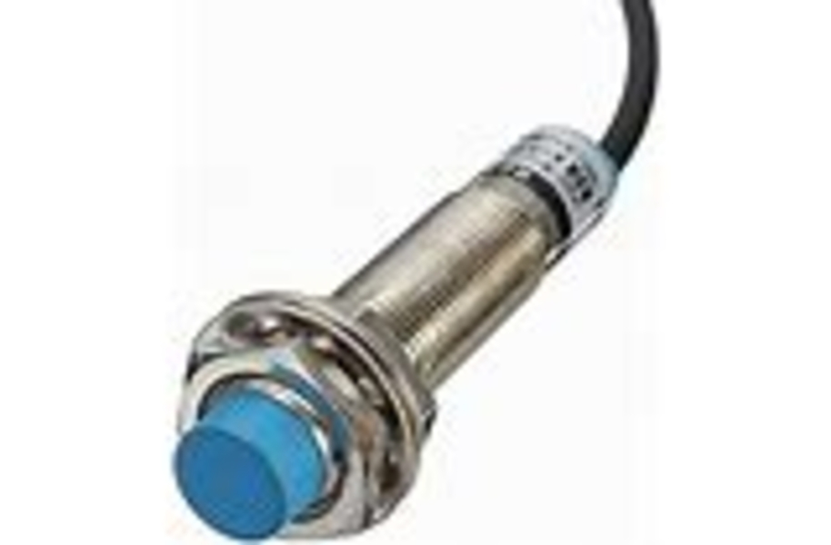 Proximity Sensor - Accuracy: 99.9 %