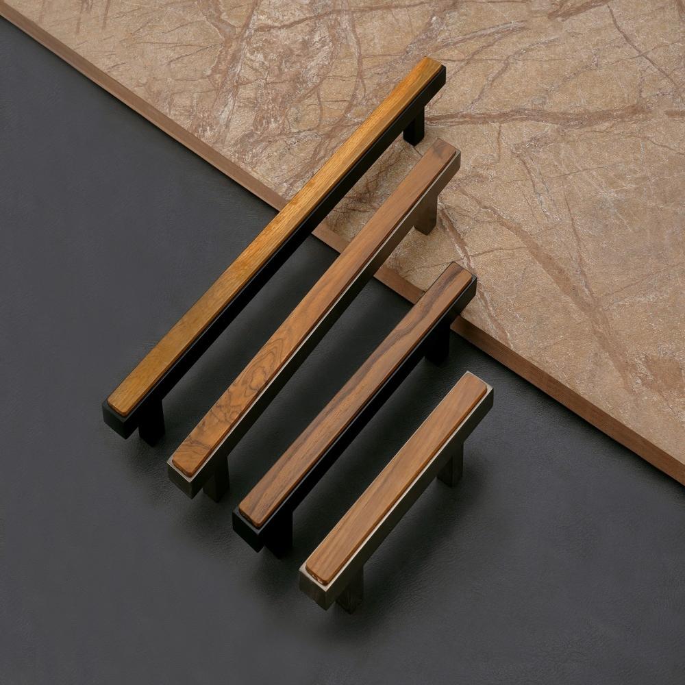 Aluminum Cabinet Handle - Color: Black/Wood