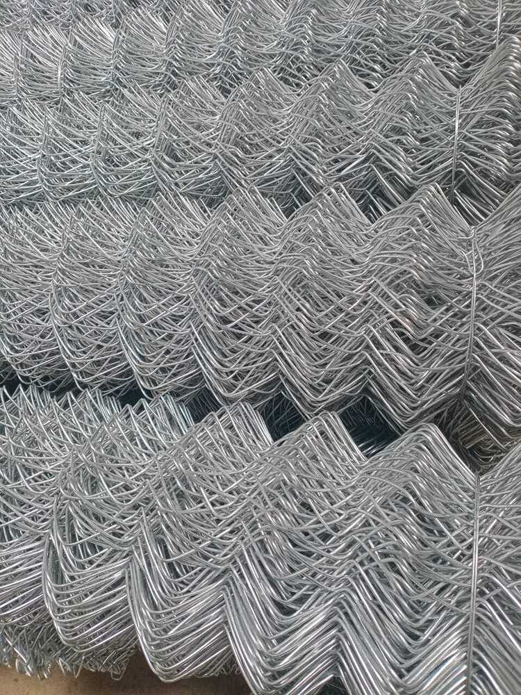 Chainlink Wire Mesh - Aperture: 55x55