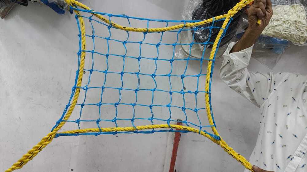 02_2 Mm Blue Double Core Single Layer Net - Hole Shape: Square