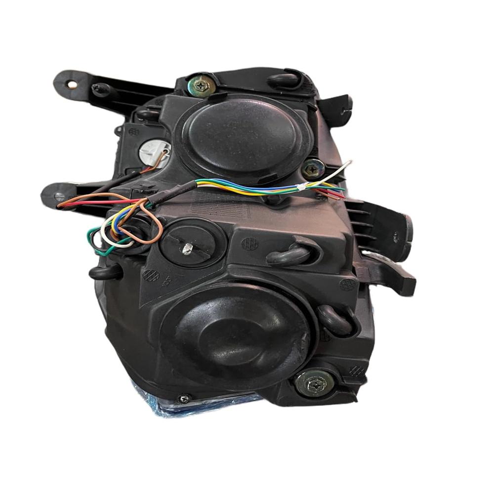 Headlight For Mahindra Scorpio With Projector, 2014-now (White) - Body Material: Plastic