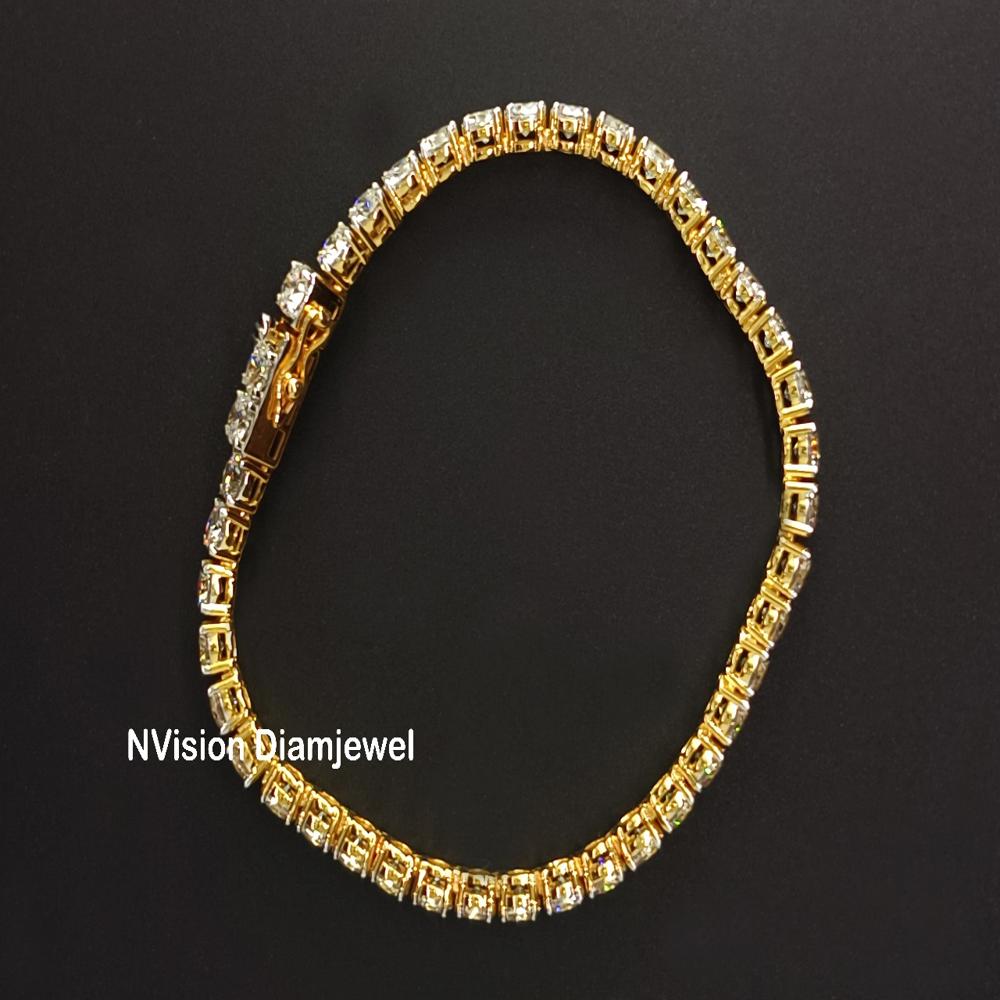 Golden Aurora Labgrown Diamond Tennis Bracelet - Diamond Carat Weight: 8.61 Carat
