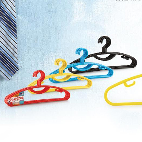RP146 Glamour Hanger
