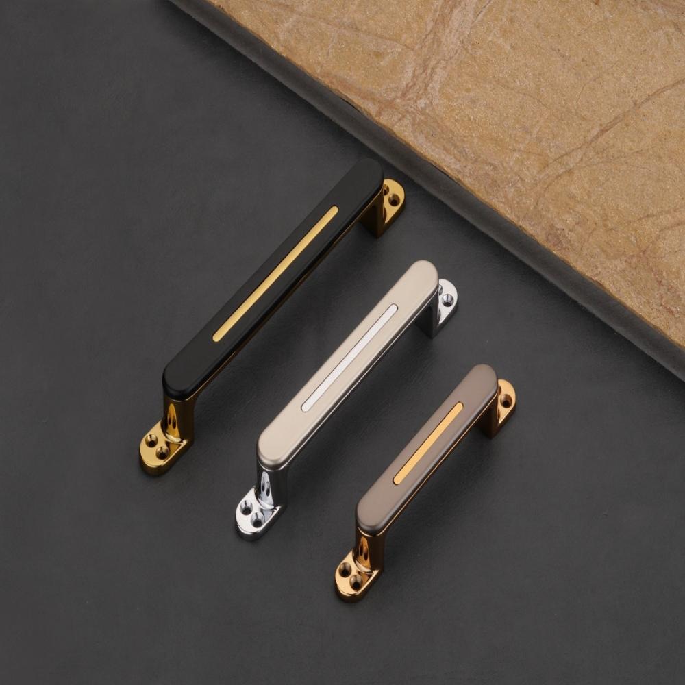 Zinc Cabinet Handle - Color: Black/Gold