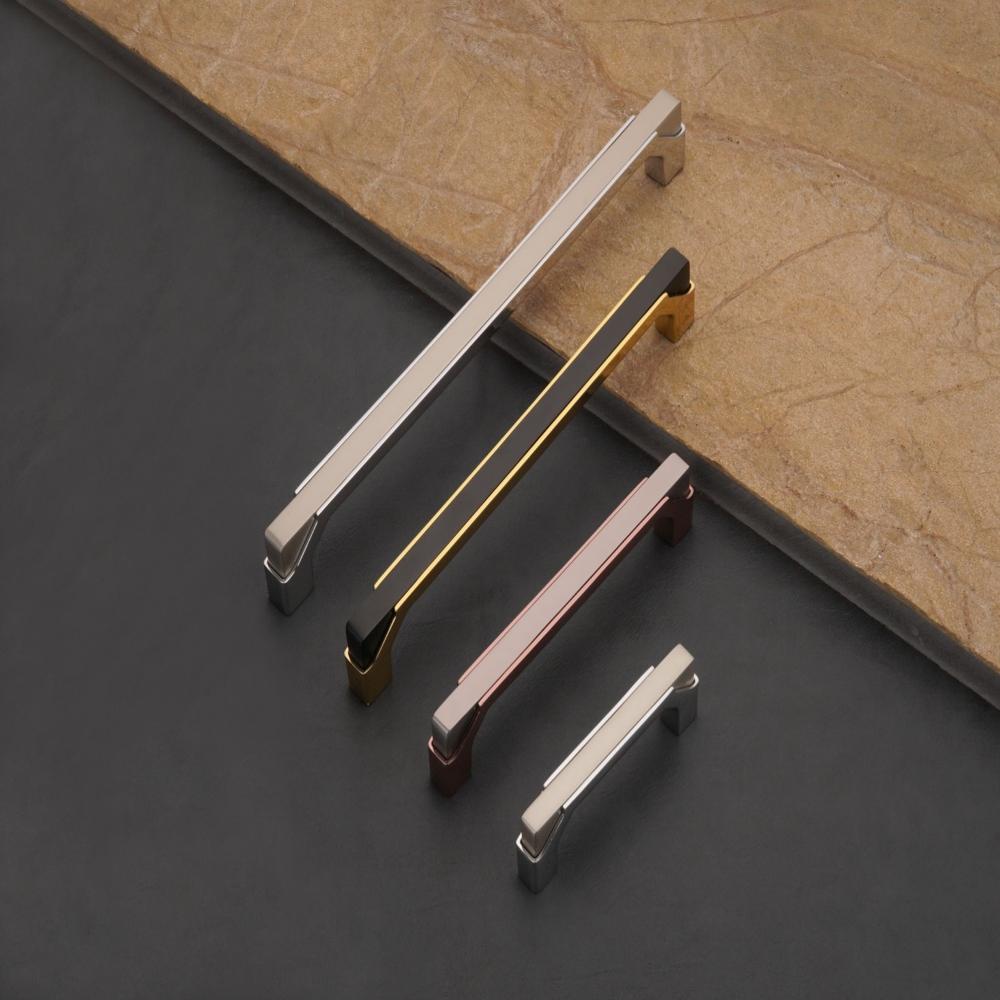 Zinc Alloy Handle - Color: Black/gold