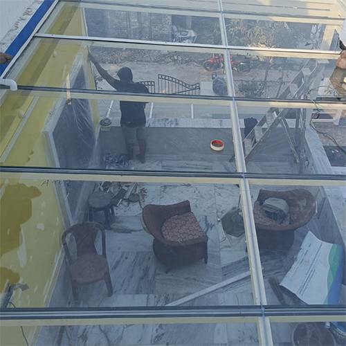 Glass Canopy - Color: Transparent