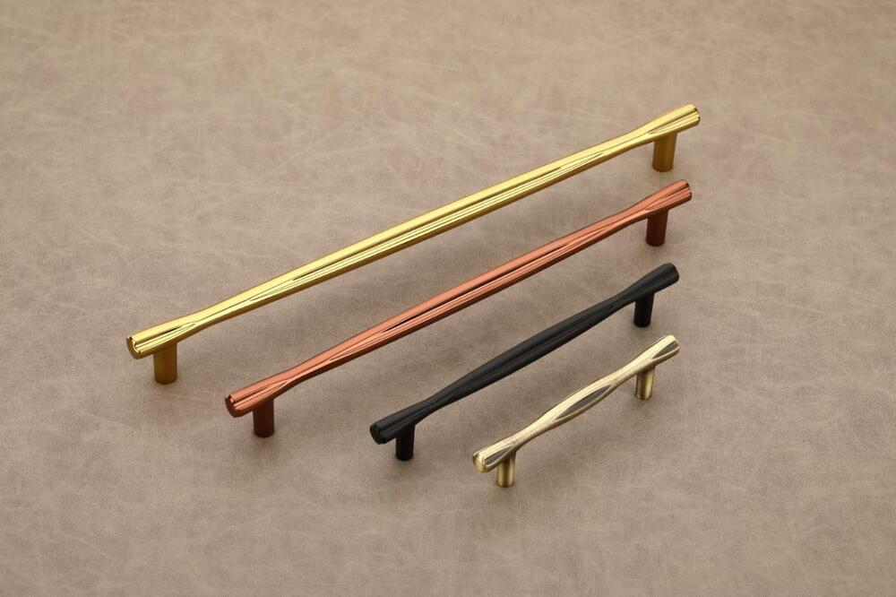 TV1002 Cabinet Handles