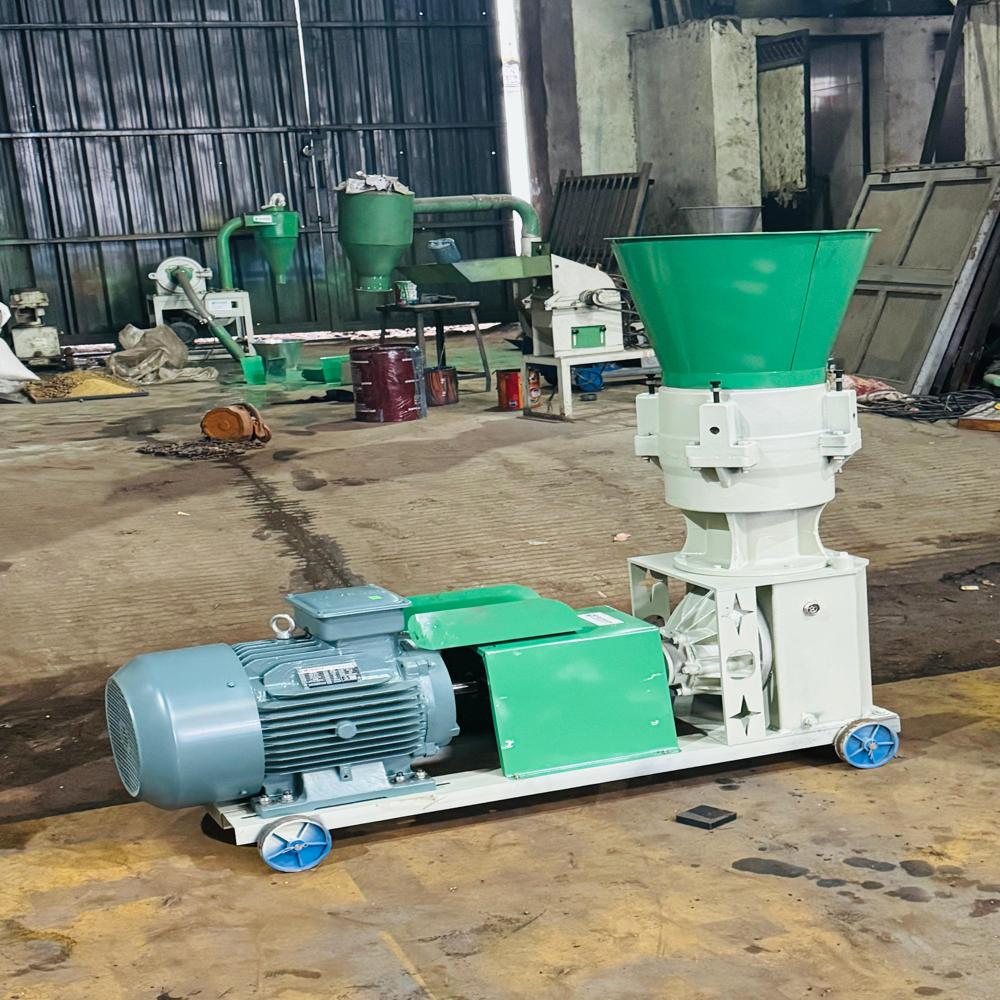 Ms Animal Feed Making Machine - Automatic Grade: Semi-automatic