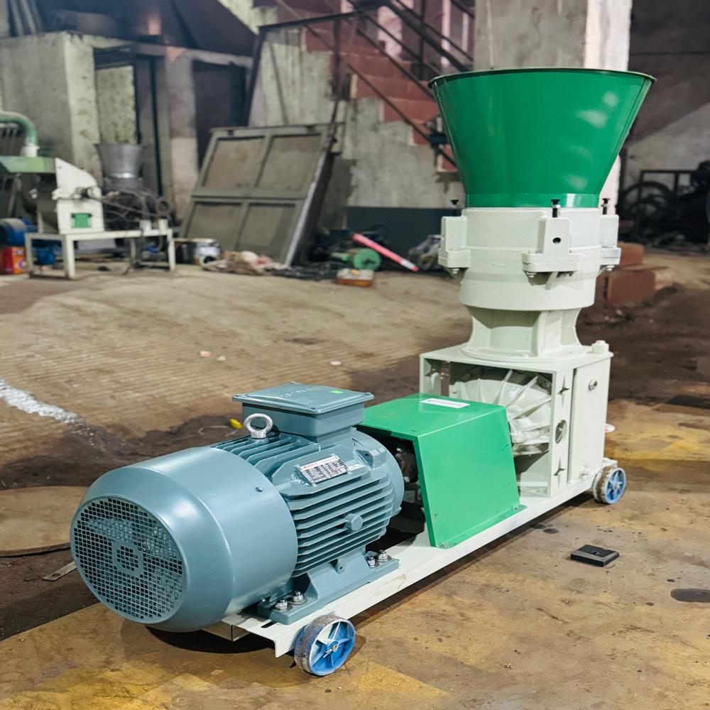 Ms Animal Feed Making Machine - Automatic Grade: Semi-automatic