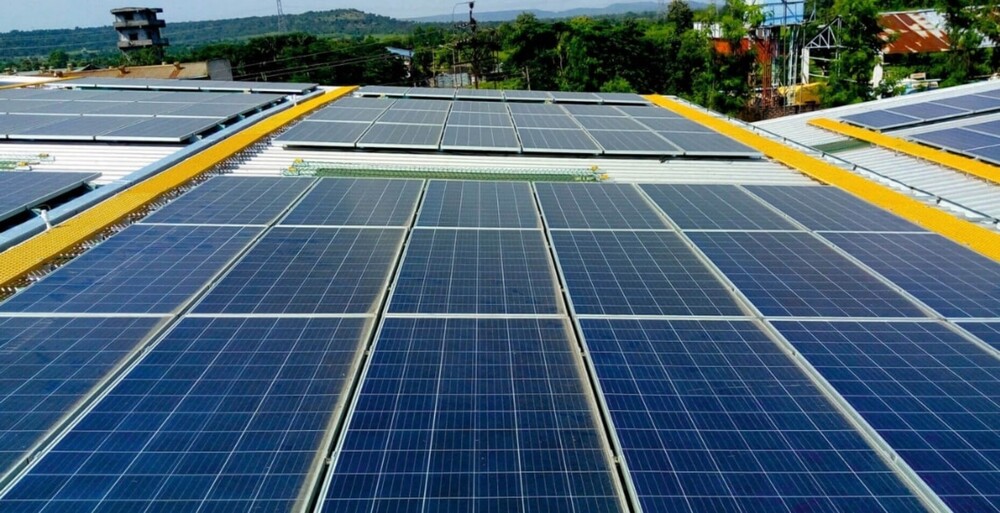 Commercail Solar Panel - Cable Length: 1 A 1.2 Meters Meter (M)