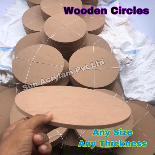 Wooden Circles Craft - Color: Brown