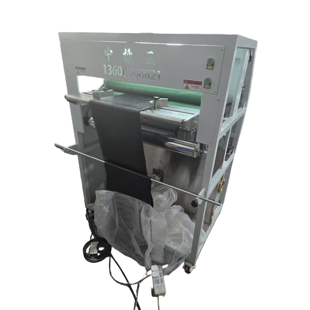 Automatic Robotic Arm Rubber Manipulator Machine