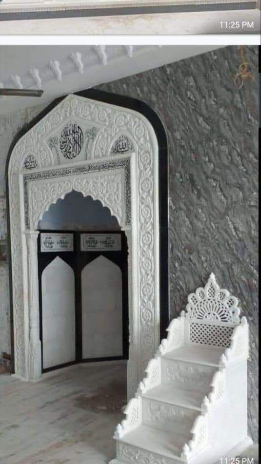 marble Masjid mimber and qibla