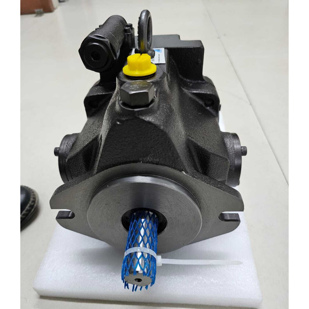 Daikin Hydraulic Variable Pump - Body Material: Steel