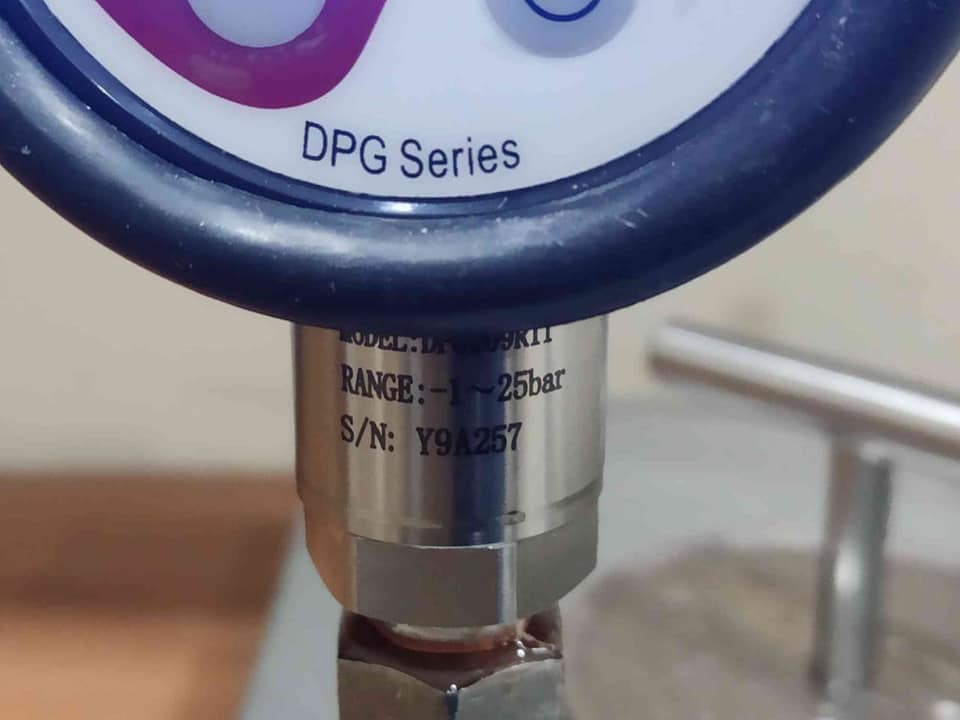 Winters Canada Digital Pressure Gauge MODEL