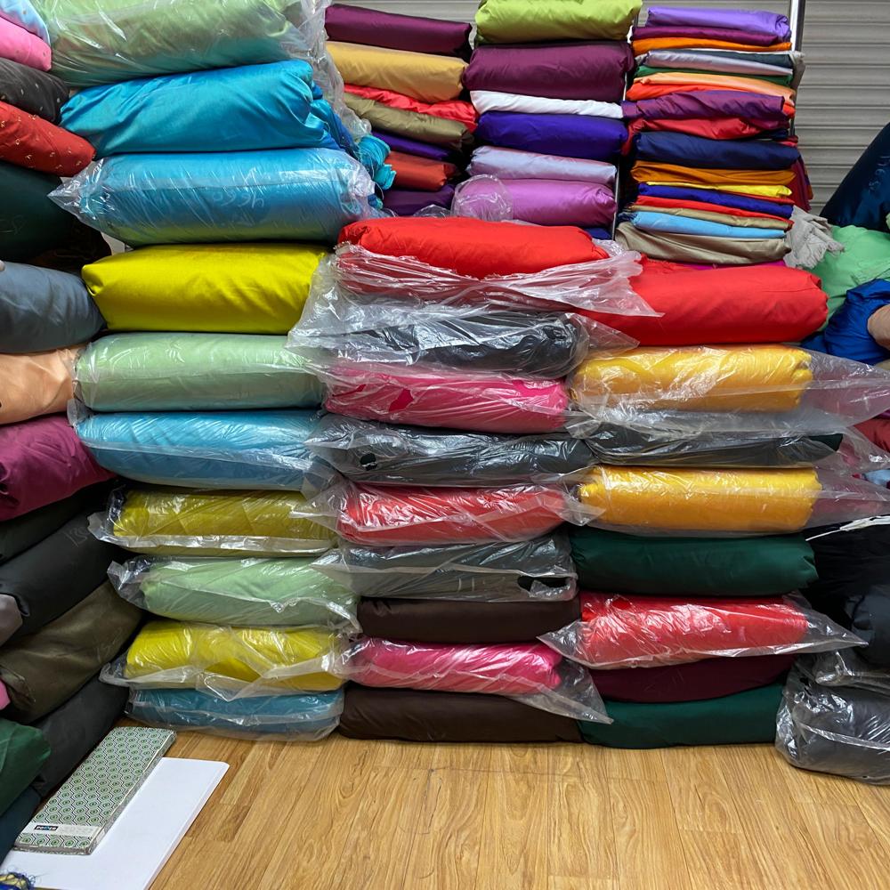 Soft Taff-eta Fabric - Color: Multicolor