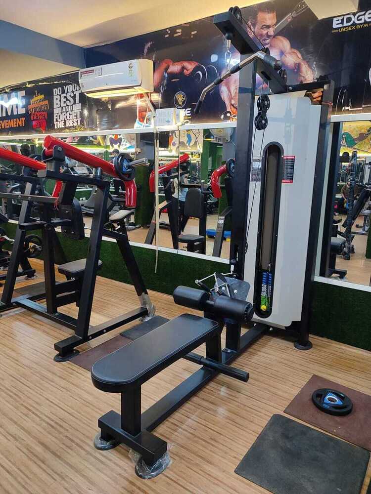 Lat Pull Down Machine