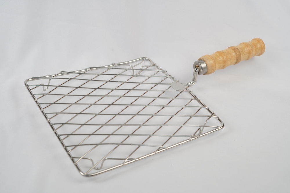 2 Size Square Deluxe Papad Jali - Feature: Low Noice