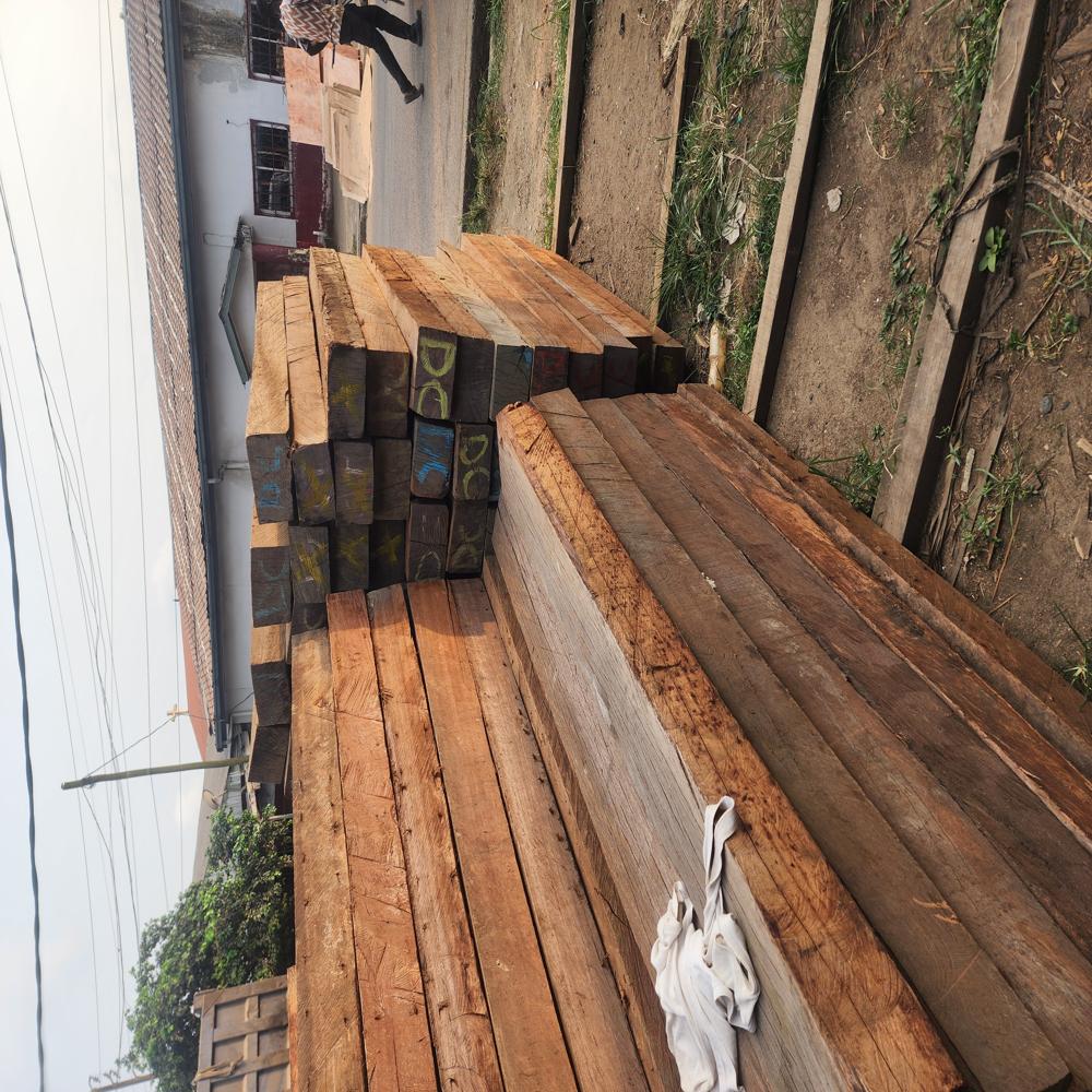 Azobe Saw Timber - Feature: Scratch Resistant