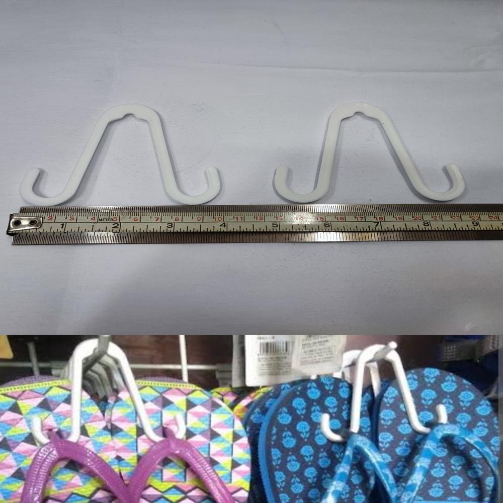 Plastic Slipper Hanger - Color: White