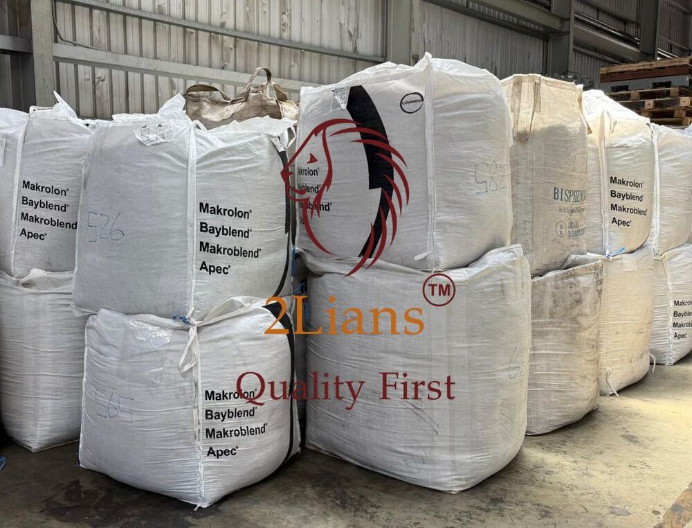 Polycarbonate  Flakes Clear