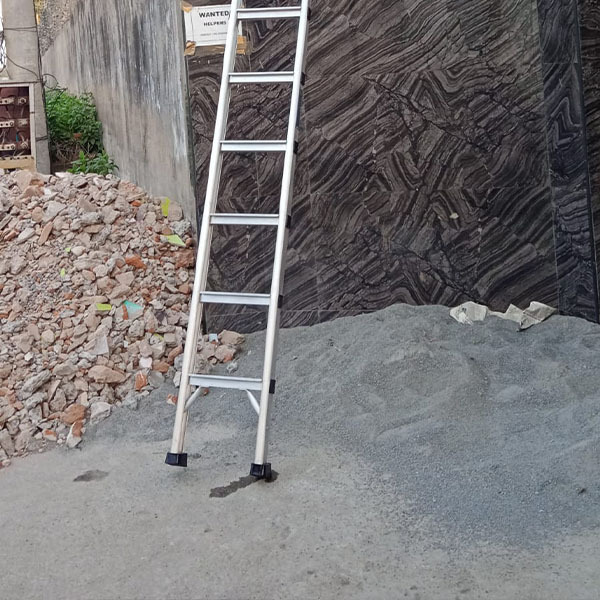 Aluminium Ladder - Feature: Lightweight