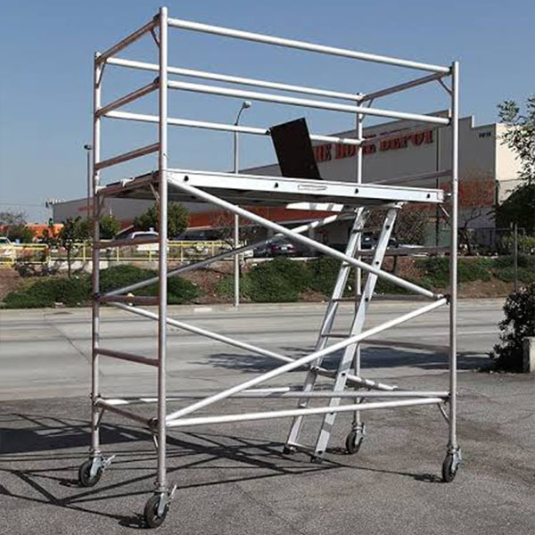 8 Feet Deck Aluminum Utility Scaffolding Rolling Tower - Color: Silver