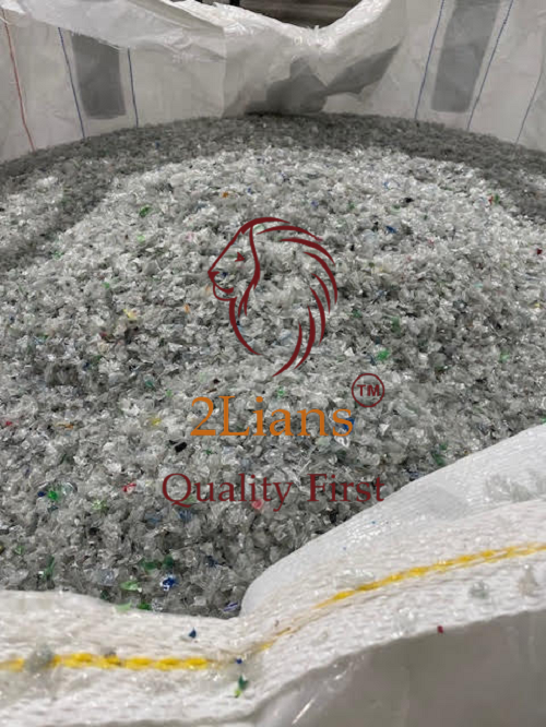 Pet Bottle Flakes - Color: Natural