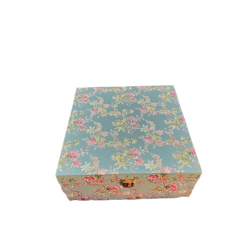 Wooden Dry Fruit Box - Material: Wood